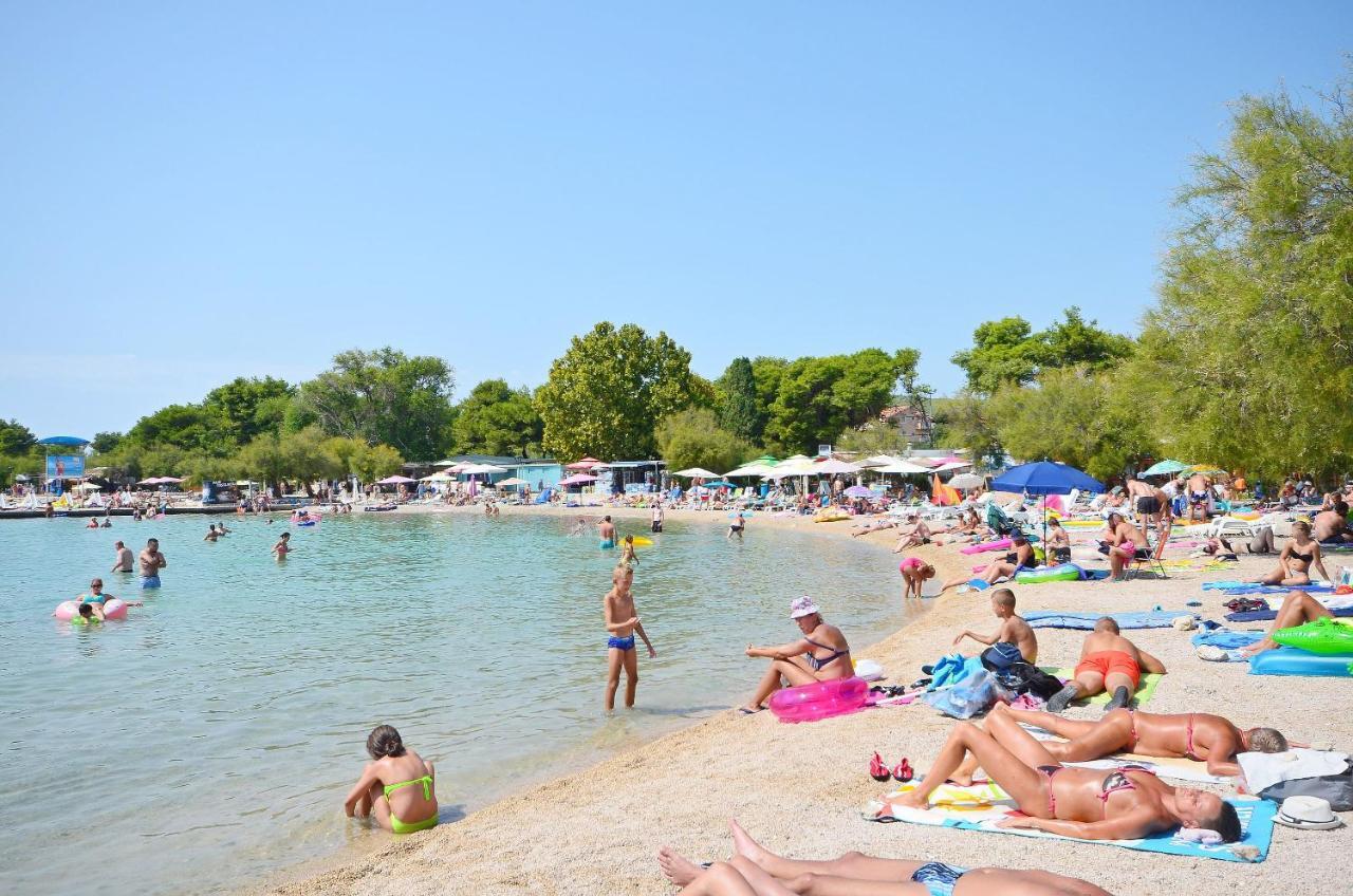 Apartments And Rooms Mladen Vodice Zewnętrze zdjęcie